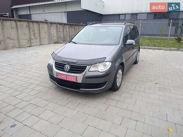 Авто Volkswagen Touran 2007 № 8223137