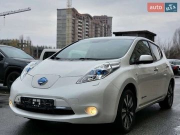 Авто Nissan Leaf 2015 № 8223150