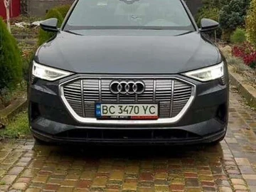 Авто Audi E-Tron 2019 № 8223353