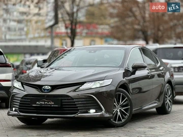 Авто Toyota Camry 2021 № 8223455