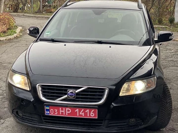 Авто Volvo V50 2009 № 8223631
