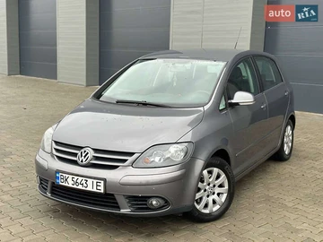 Авто Volkswagen Golf Plus 2006 № 8224476