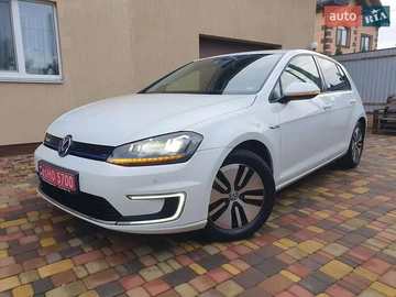Авто Volkswagen E-Golf 2015 № 8224867