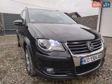 Авто Volkswagen Cross Touran 2009 № 8224950