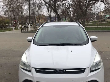 Авто Ford Escape 2013 № 8225030