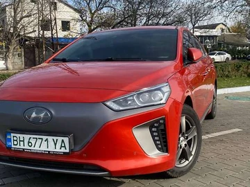 Авто Hyundai Ioniq Electric 2017 № 8225099