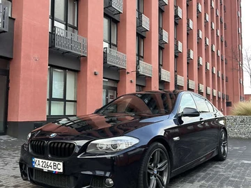 Авто BMW 5 Series 2012 № 8225136