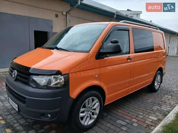 Авто Volkswagen Transporter 2012 № 8225459