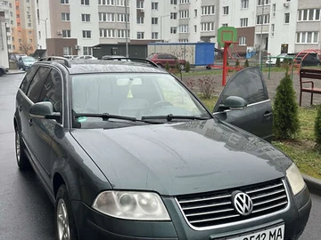 Авто Volkswagen Passat 2004 № 8225532