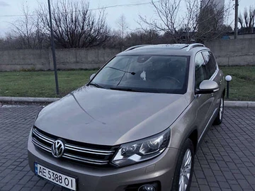 Авто Volkswagen Tiguan 2012 № 8225543