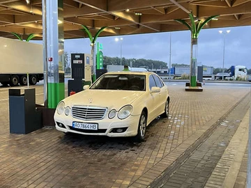 Авто Mercedes E-Class 2008 № 8226030