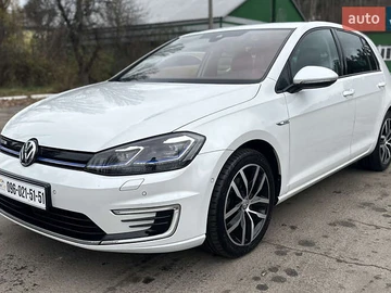 Авто Volkswagen E-Golf 2020 № 8226149