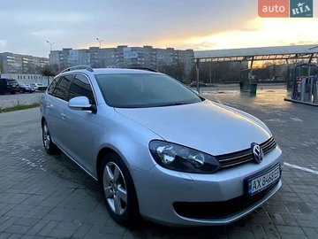 Авто Volkswagen Golf 2011 № 8226296
