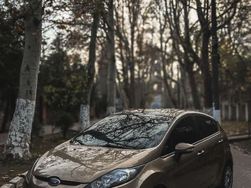 Авто Ford Fiesta 2012 № 8226298