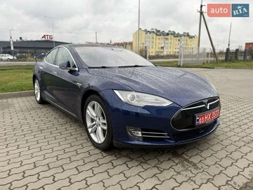 Авто Tesla Model S 2015 № 8226418