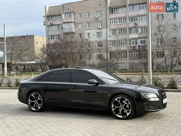 Авто Audi A8 2012 № 8227451