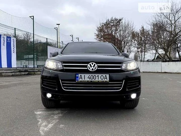 Авто Volkswagen Touareg 2014 № 8227489