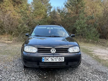 Авто Volkswagen Golf 2000 № 8227831
