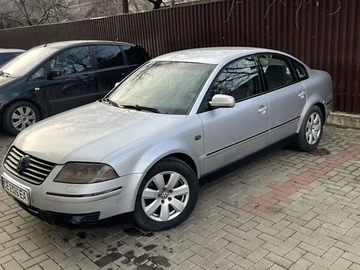 Авто Volkswagen Passat 2002 № 8227915