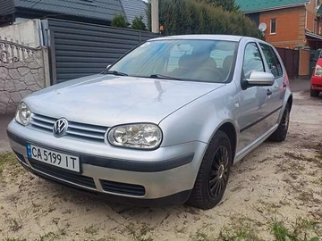 Авто Volkswagen Golf 2002 № 8227919