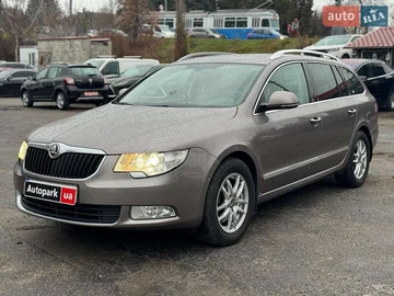 Авто Skoda Superb 2010 № 8228516