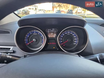 Авто Hyundai Elantra 2013 № 8228522