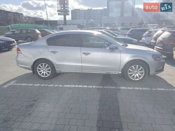 Авто Volkswagen Passat 2012 № 8228528