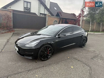 Авто Tesla Model 3 2019 № 8228948