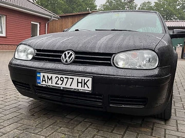 Авто Volkswagen Golf 2000 № 8229099