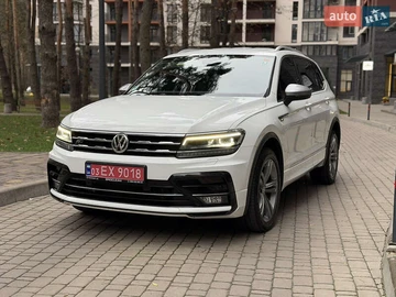 Авто Volkswagen Tiguan 2020 № 8229200