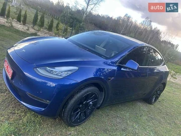 Авто Tesla Model Y 2022 № 8229629