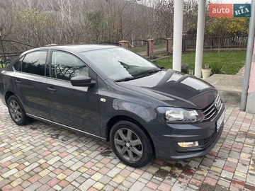Авто Volkswagen Polo 2016 № 8229675