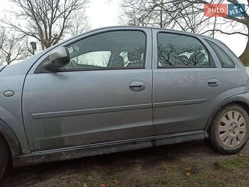 Авто Opel Corsa 2004 № 8229865