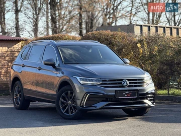 Авто Volkswagen Tiguan 2021 № 8229944