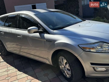 Авто Ford Mondeo 2012 № 8230449