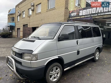 Авто Volkswagen Transporter 2000 № 8230680