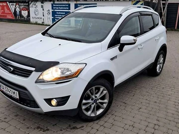 Авто Ford Kuga 2012 № 8231008