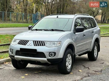 Авто Mitsubishi Pajero Sport 2013 № 8231009