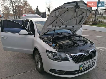 Авто Skoda Superb 2013 № 8231012