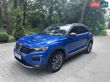 Авто Volkswagen T-Roc 2019 № 8231337
