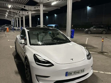 Авто Tesla Model 3 2022 № 8231342