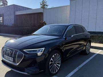 Авто Audi E-Tron 2021 № 8231369