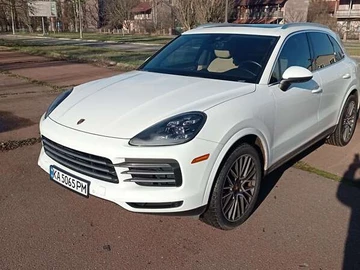 Авто Porsche Cayenne 2019 № 8231506