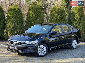 Авто Volkswagen Jetta 2019 № 8231679