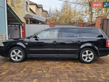 Авто Volkswagen Passat 2003 № 8231840