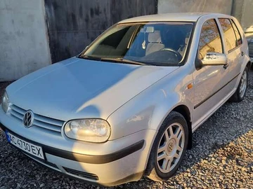 Авто Volkswagen Golf 1999 № 8231844