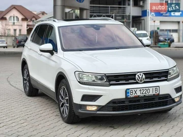 Авто Volkswagen Tiguan 2020 № 8232168