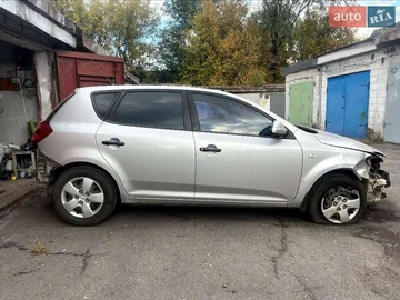 Авто KIA Ceed 2008 № 8232210