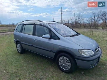 Авто Opel Zafira 2003 № 8232223