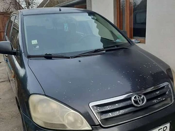 Авто Toyota Avensis Verso 2002 № 8232261